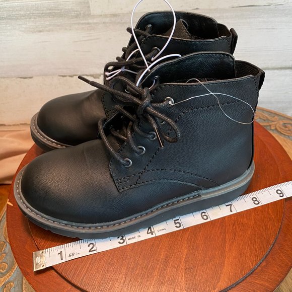 Cat & Jack Black Ankle Boots Size 13 New - No Tags - Picture 4 of 7
